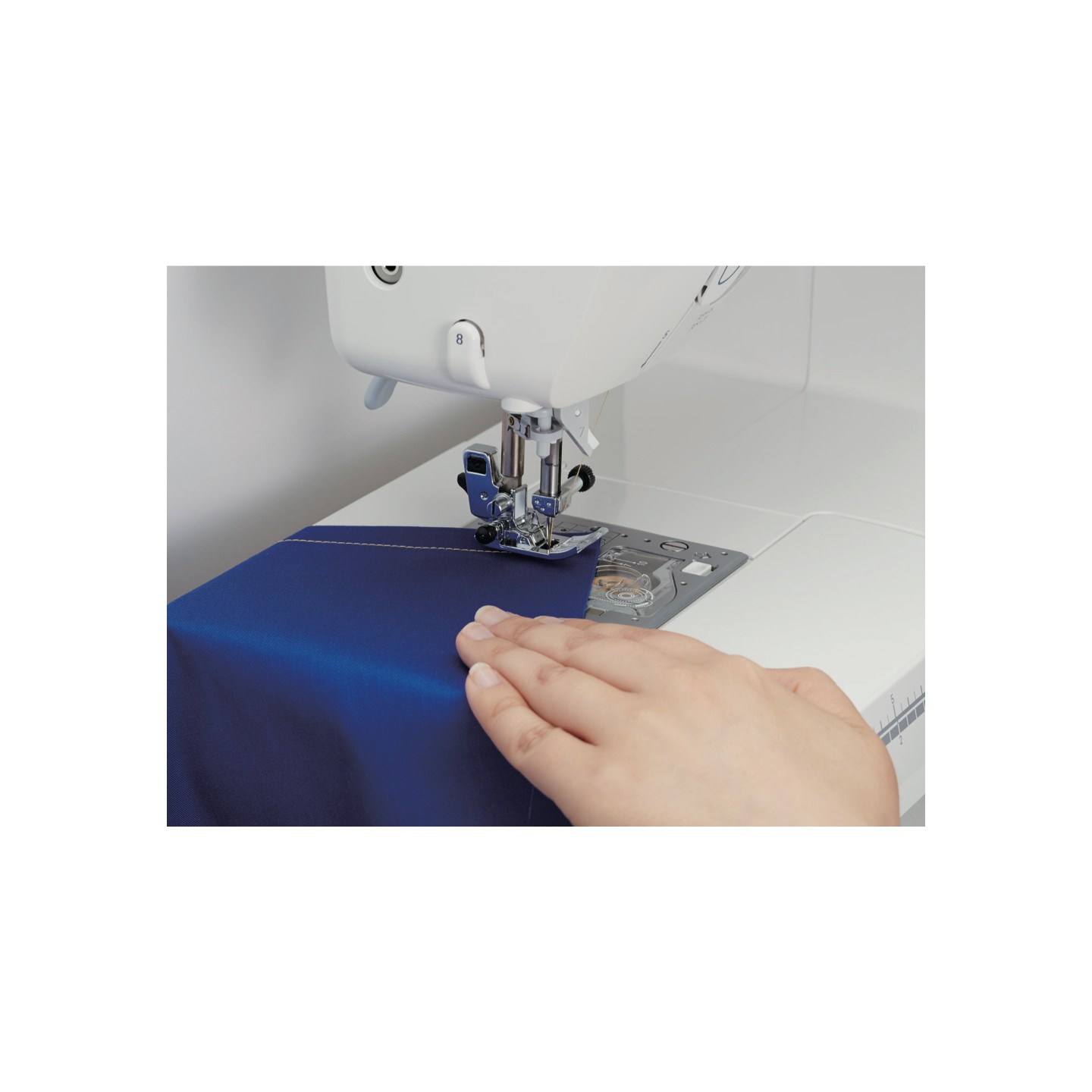 Machine à coudre Juki HZL NX 7