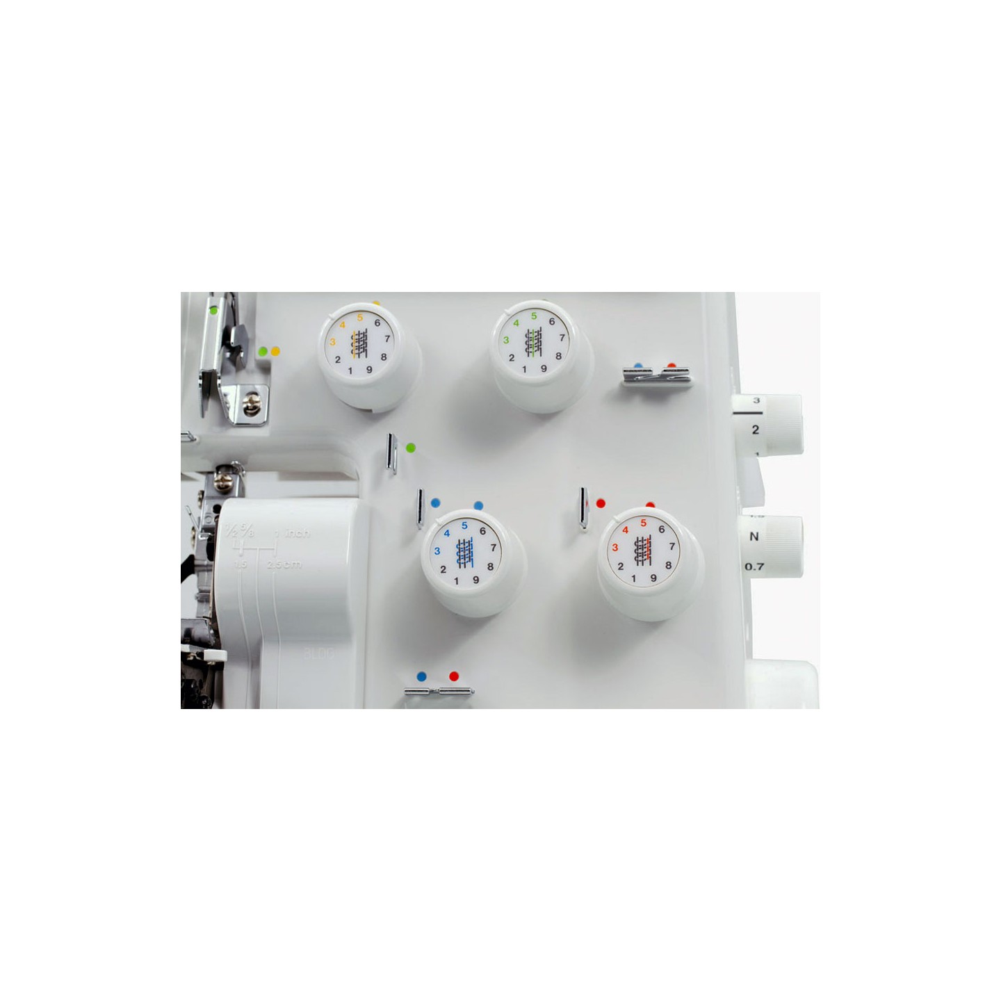 Surjeteuse Juki MO 654 DEN