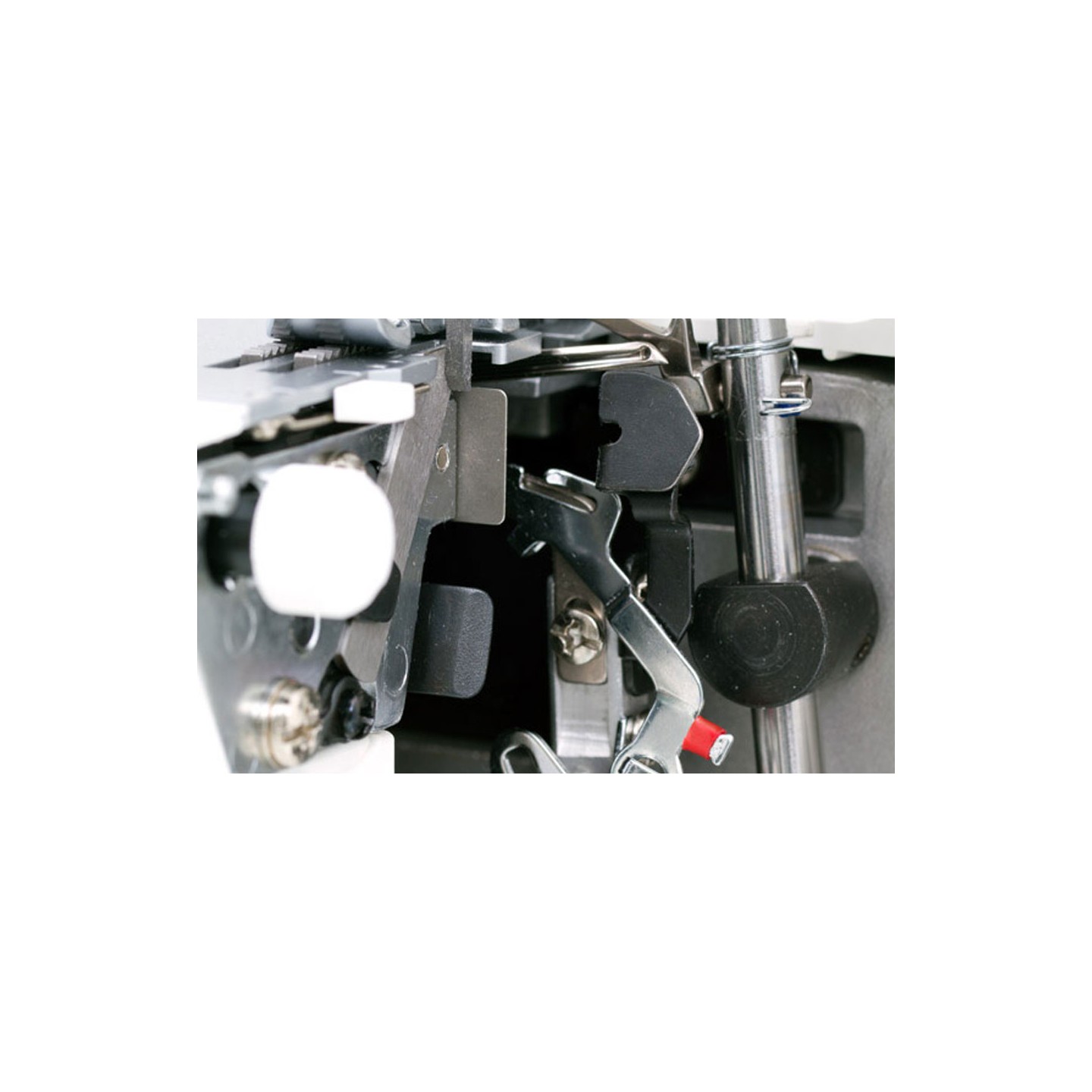 Surjeteuse Juki MO 734 DE