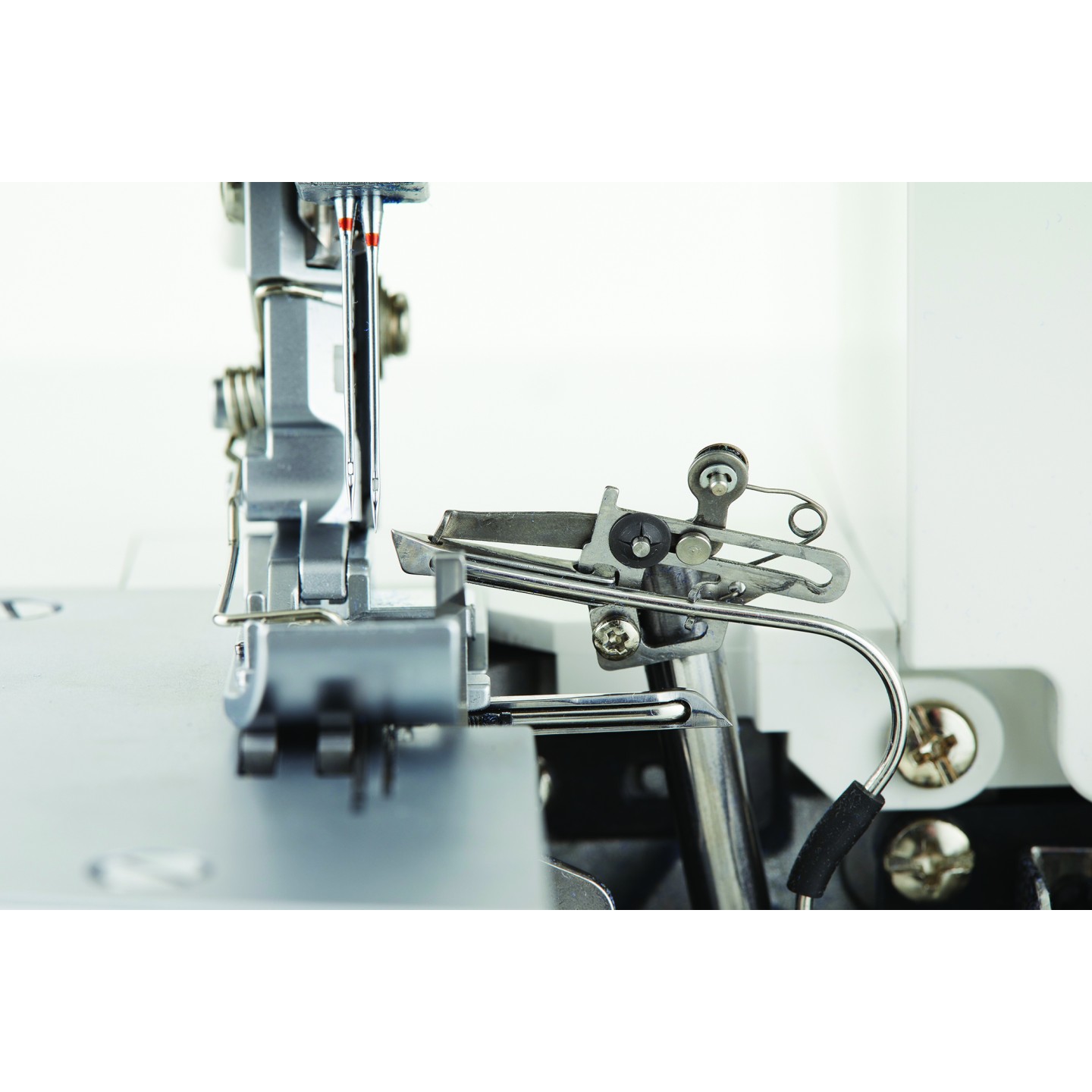 Surjeteuse Juki MO 2500 SUMATO