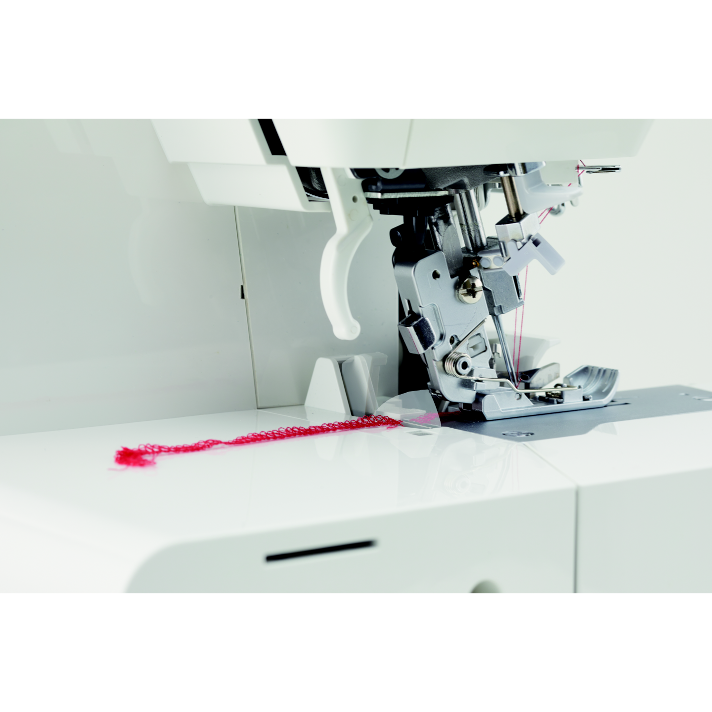 Surjeteuse Juki MO 3500 SUMATO