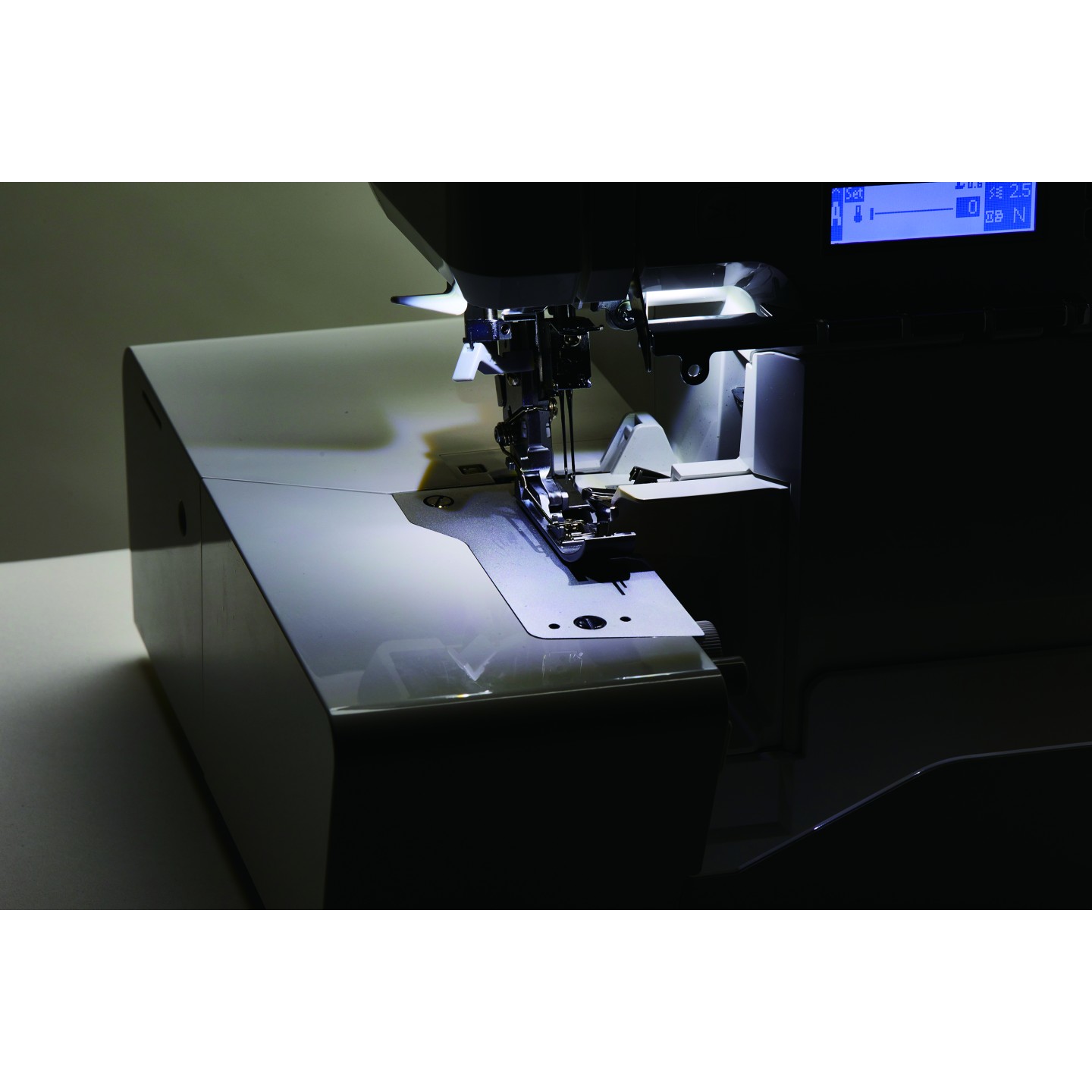 Surjeteuse Juki MO 3500 SUMATO