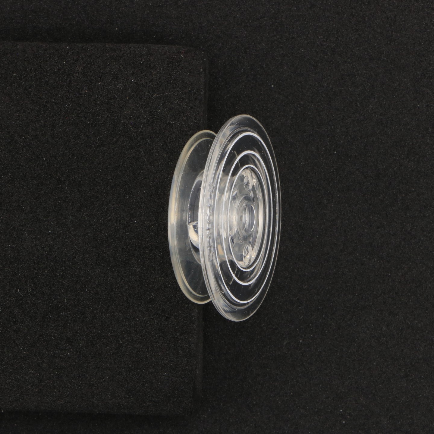 Canettes Singer s&eacute;rie 600, et s&eacute;rie 700