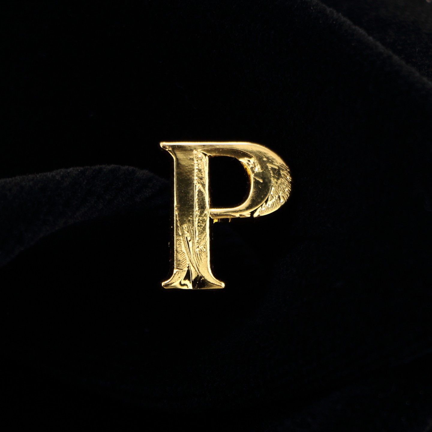 Grande lettre P (18mm)