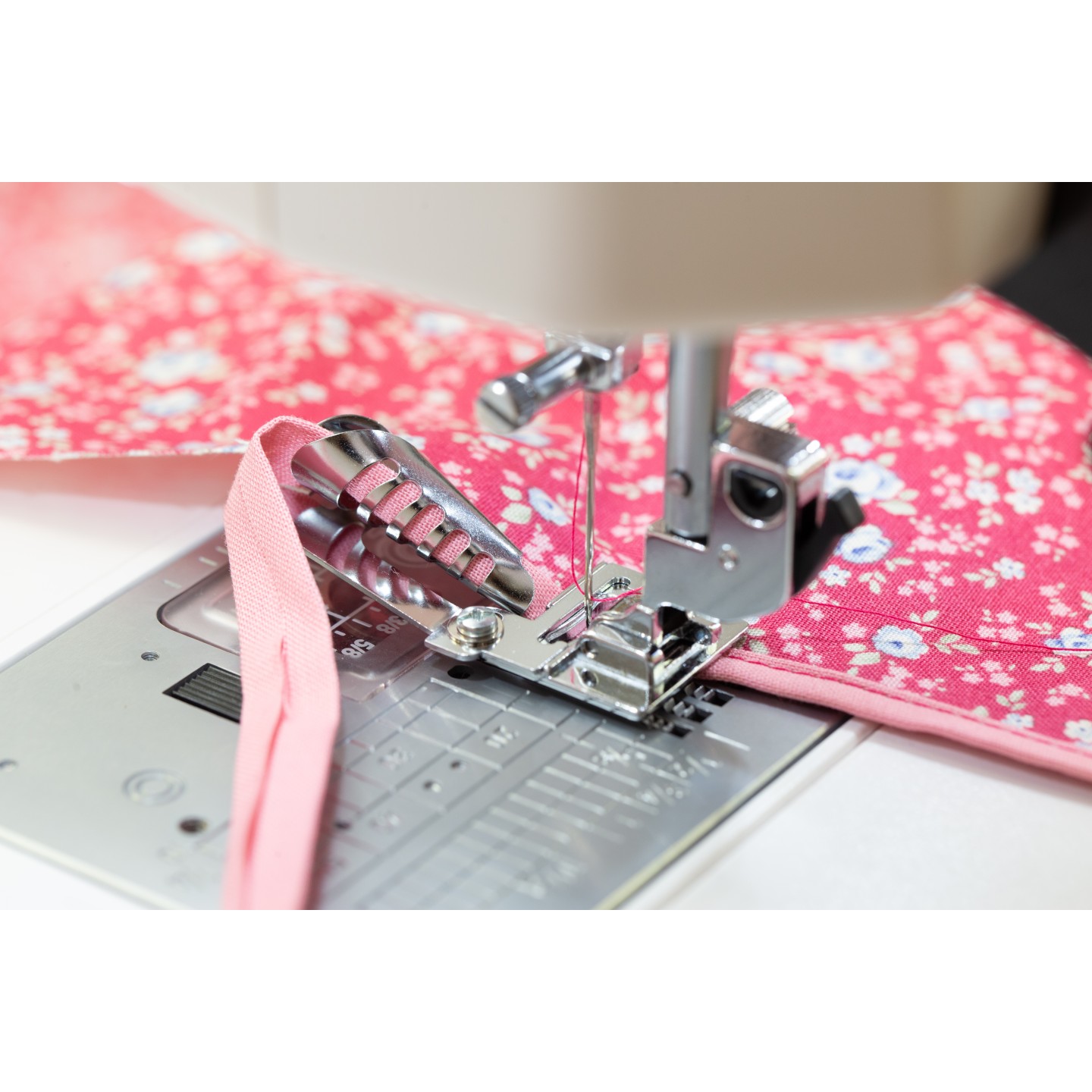 Machine &agrave; coudre Elna eXcellence 680+ Fashion & Decor &eacute;dition