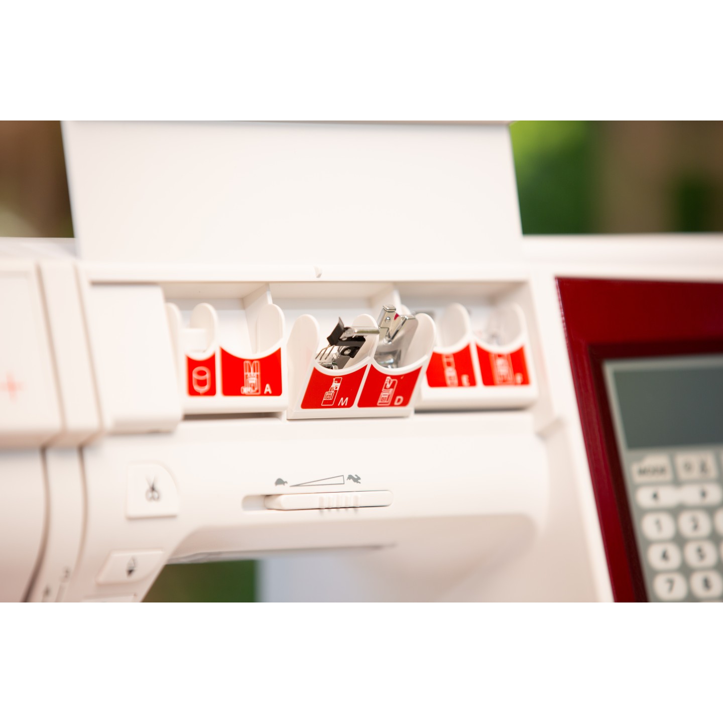 Machine &agrave; coudre Elna eXcellence 680+ Fashion & Decor &eacute;dition