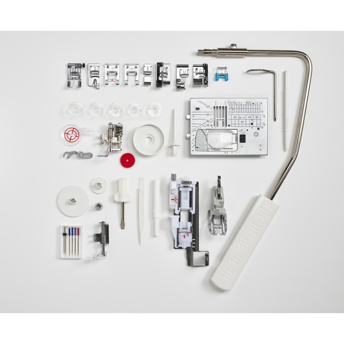 Machine &agrave; coudre Elna eXcellence 710